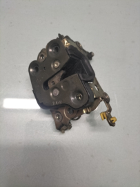 Deurslot rechtsvoor Nissan Micra K10 80512-04B00 Gebruikt