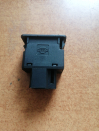 Switch tail gate opener Nissan Primera P11 25380-9F500 Used part.