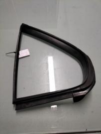 Rubber zijruit achterportier links Nissan Maxima A32 82273-40U00 (82272-40U00) Gebruikt.