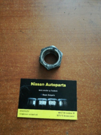 Nut front drive shaft Nissan 08911-6521A