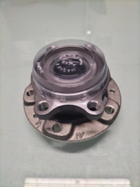 Front axle wheel hub Nissan 40202-4EA1A Original