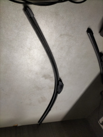 Blade assy-windshield wiper set Nissan B8889-994VP-VA Original.