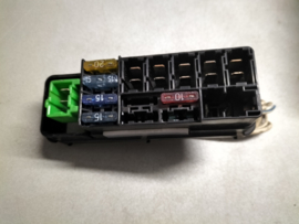 Zekeringhouder Nissan 24380-50Y00 B13/ S14 Gebruikt.