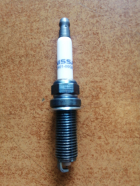 Spark plug HRA2DDT Nissan Qashqai J11 B2401-00Q0G-VA