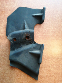 Guide-air, engine mounting Nissan 11338-2F200 Used part.