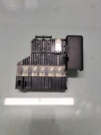 Cover-fusible link holder Nissan 24380-JG70A Original.