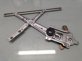 Raammechanisme rechtsvoor Nissan 300ZX Z31 80720-01P10 Origineel.