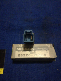 Remlichtschakelaar Nissan 25320-75A00