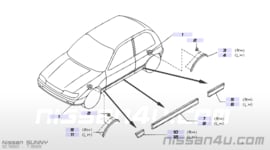 Sierstrip portier linksvoor Nissan Sunny N14 80871-50C01 Gebruikt.