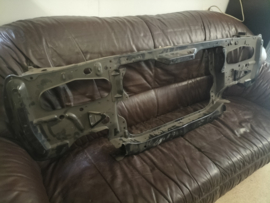 Radiateurframe Nissan 62500-W1001 Origineel.
