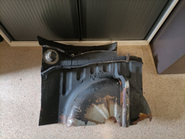 Trunk floor with house-rear wheel, inner left-hand Datsun Cherry E10 100A 74810-M0215 + 76751-M0250 Used part.