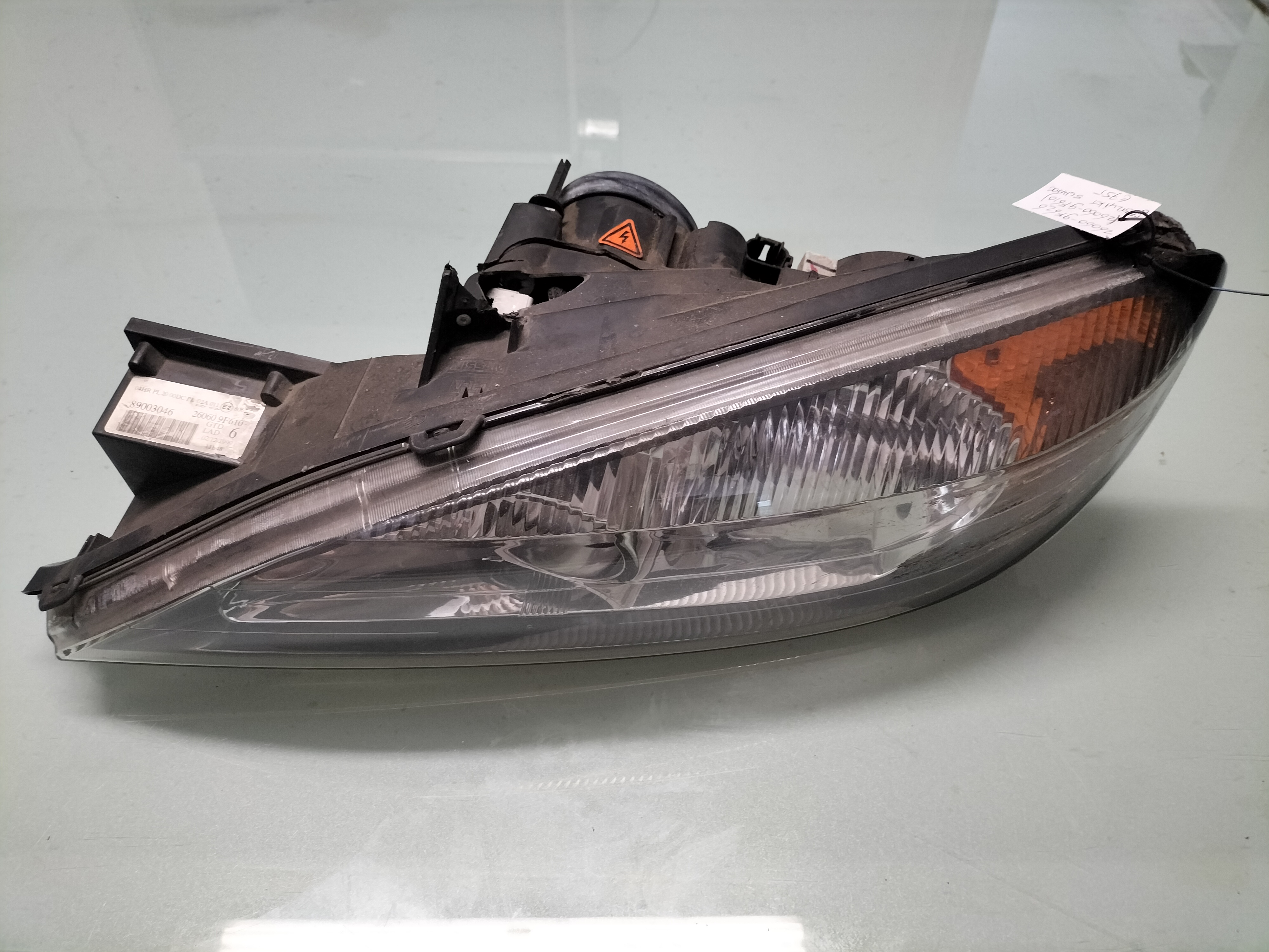 Headlight Left-hand Xenon Nissan Primera P11/WP11 facelift 26060-9F611 (26060-9F610) Used part damage