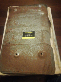 Hitteschild Nissan Bluebird T12/T72 74772-D5500