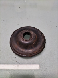 Rubber subframe Datsun Cherry E10 50140-M0200 Gebruikt.