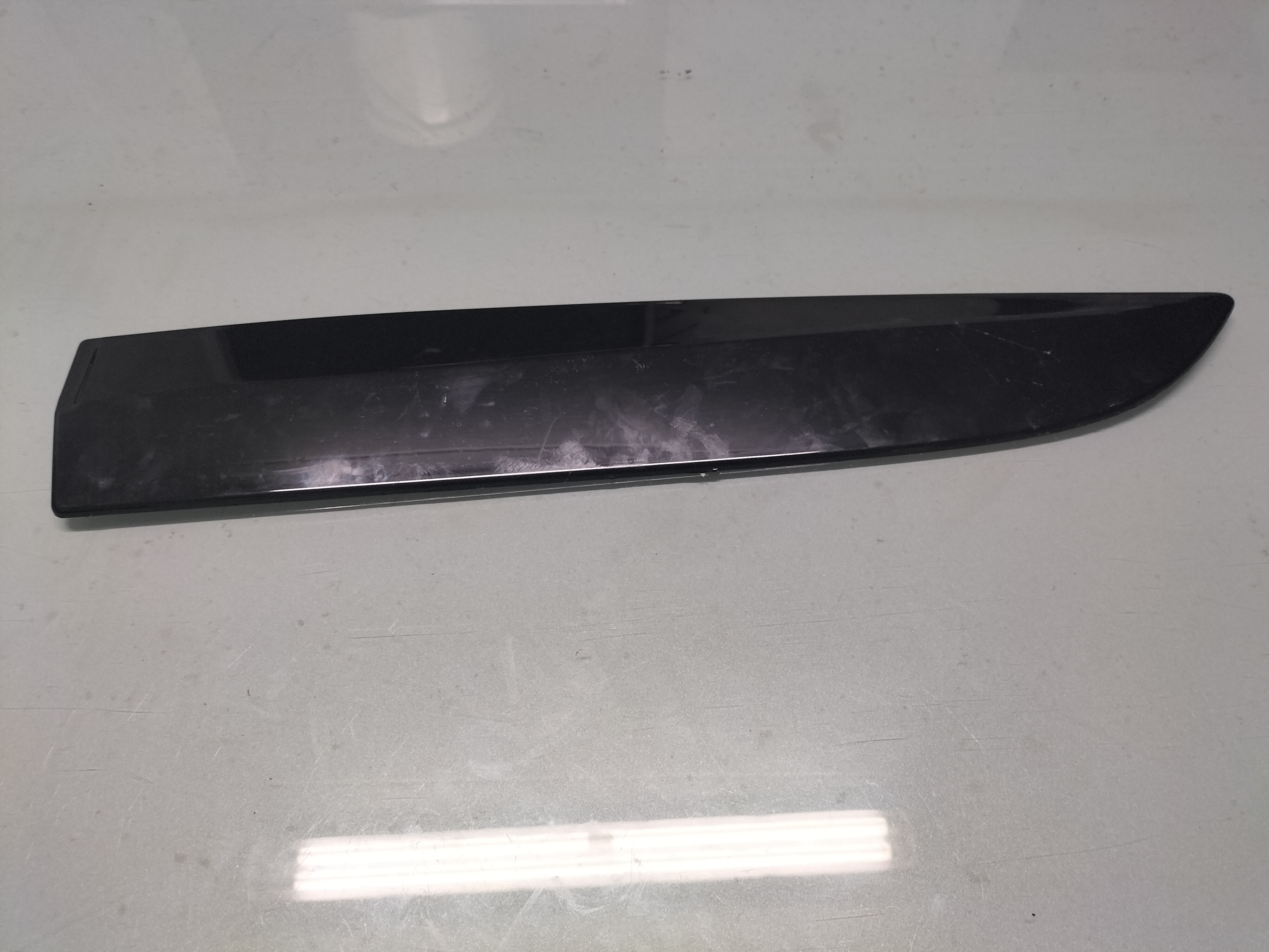 Sierstrip portier linksachter KE760-5FA** Gebruikt.