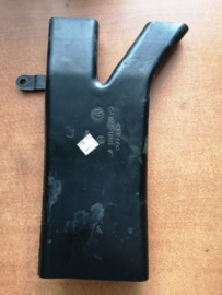 Duct-heater floor, rear left-hand Nissan Terrano2 R20 27833-0F001 Used part.