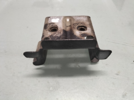 Bumpersteun onder Rechts Nissan Primera P12 wagon 62210-AU330 Gebruikt