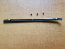 Moulding-grille left-hand Datsun Sunny B210 coupe (part of 62302-H7427) Used part.