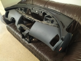 Dashboard Nissan Primera P12 68200-BA200 Gebruikt