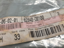 Bumper rubber Nissan Stanza T11 62840-D0100 Original.