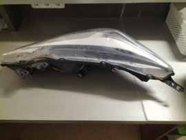 Headlamp assy-right hand Nissan Micra K14 26010-5FA0A Used part.