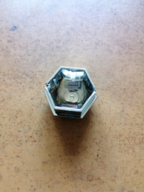 Cap wheel-bolt Nissan 40265-4636R Original.