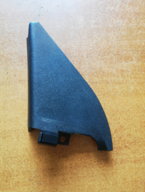 Afdekkap binnenzijde buitenspiegel links Nissan Primera P11/ WP11 80293-2F015 Gebruikt.