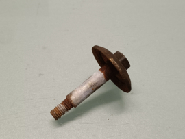 Bolt Nissan 20138-01B00 Used part.