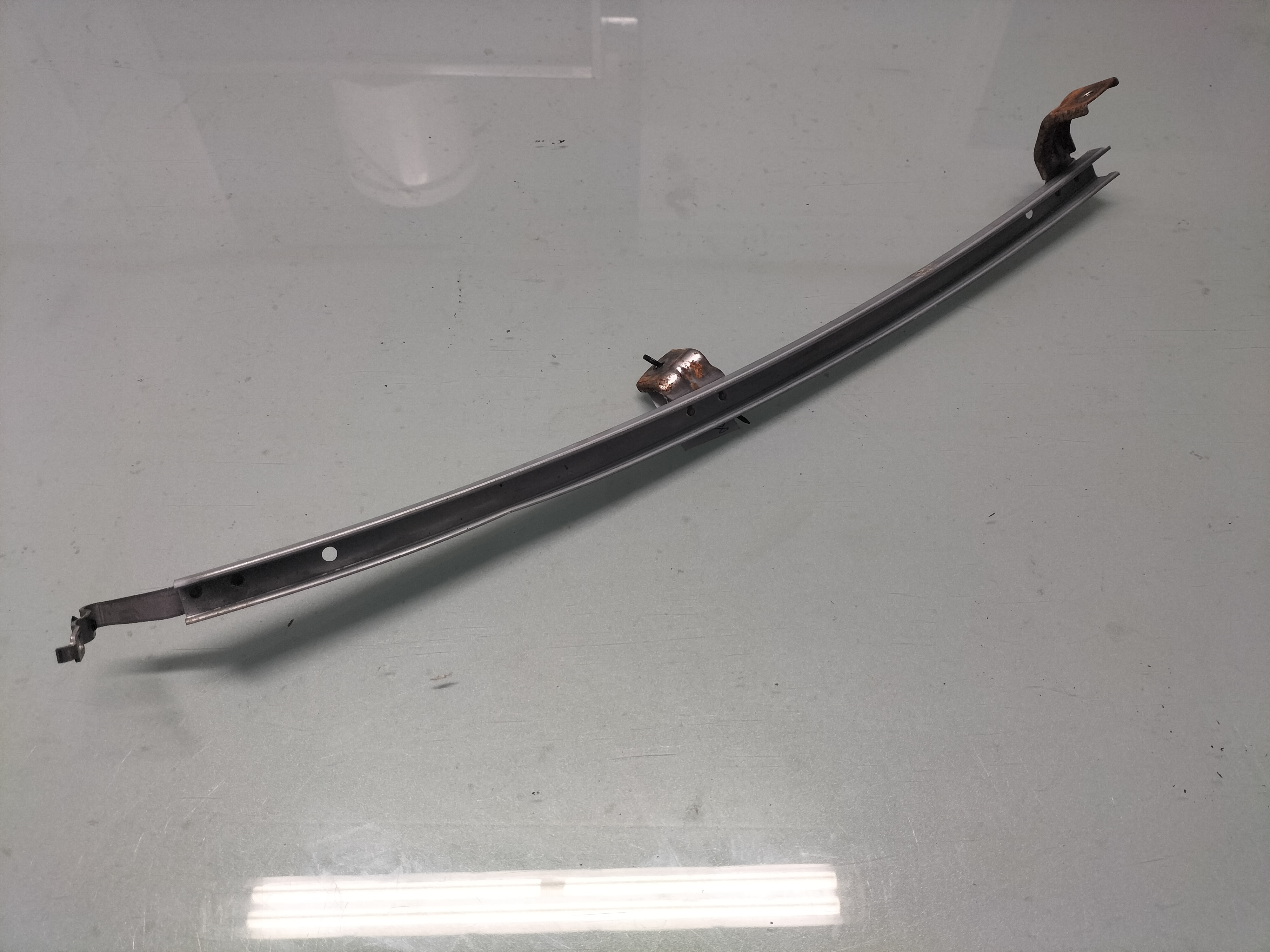 Bumperlijst Nissan Micra K14 82216-5FA0A Gebruikt