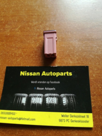 Fuse 30A pink Nissan 24370-C9911 D22/ D22S/ LCD22/ N16/ P12/ R50/ T30/V10/ Y61