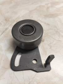 Distributieriemspanner CA-motoren Nissan 13070-D0100 C32/ M10/ M11/ S12/ T11/ T12/ T72/ U11 Origineel.