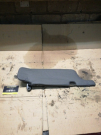 Zonneklep bestuurderskant Nissan 100NX B13 96401-68Y10 Gebruikt.