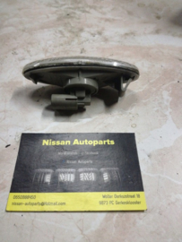 Zijknipperlicht Nissan Almera N16 26160-BM400 Gebruikt.