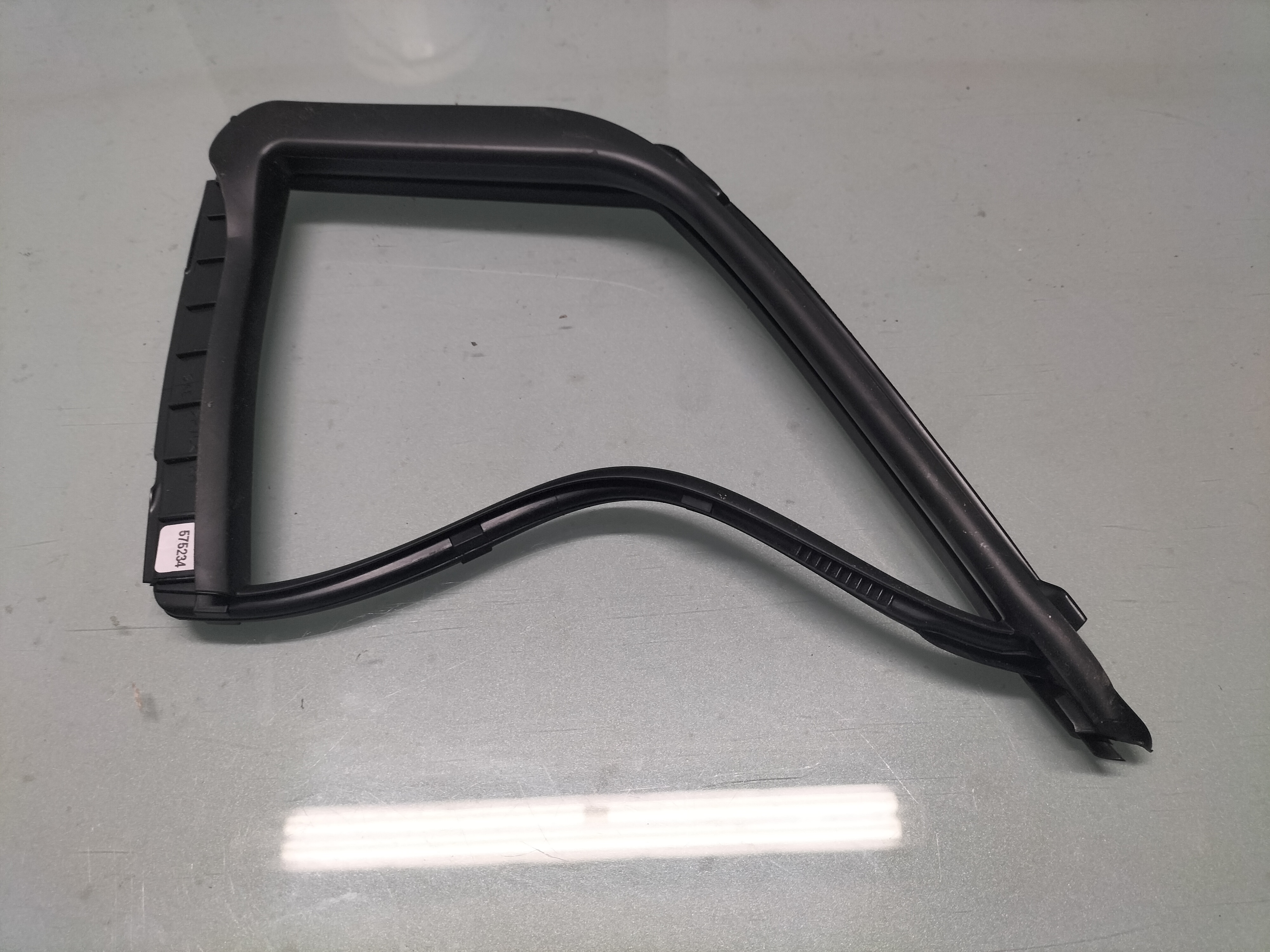 Raamrubber Nissan Micra K14 802C2-5FA0A Gebruikt