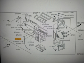 Bedieningkabelhouder kachelbediening Nissan Primera P11/ WP11 27137-3J300 Gebruikt.