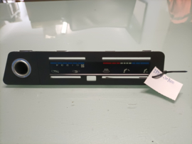 Frontplaat kachelbedieningspaneel Nissan Micra K10 27570-30B00 Gebruikt.