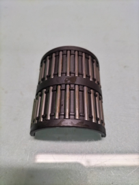 Bearing-needle transfer gear Nissan 33136-33G00 D21/ D22/ LCD22/ R20/ R50/ WD21/ Y60/ Y61 Original.