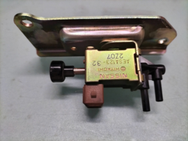 Vacuümventiel CD20 Nissan 14956-60J01 N14/ P10/ W10/ Y10 Origineel.