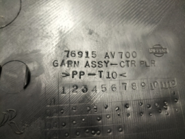 76915-AV700