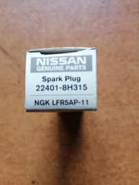 Bougie LFR5AP-11 Nissan 22401-8H315 K12/ E11 Origineel.