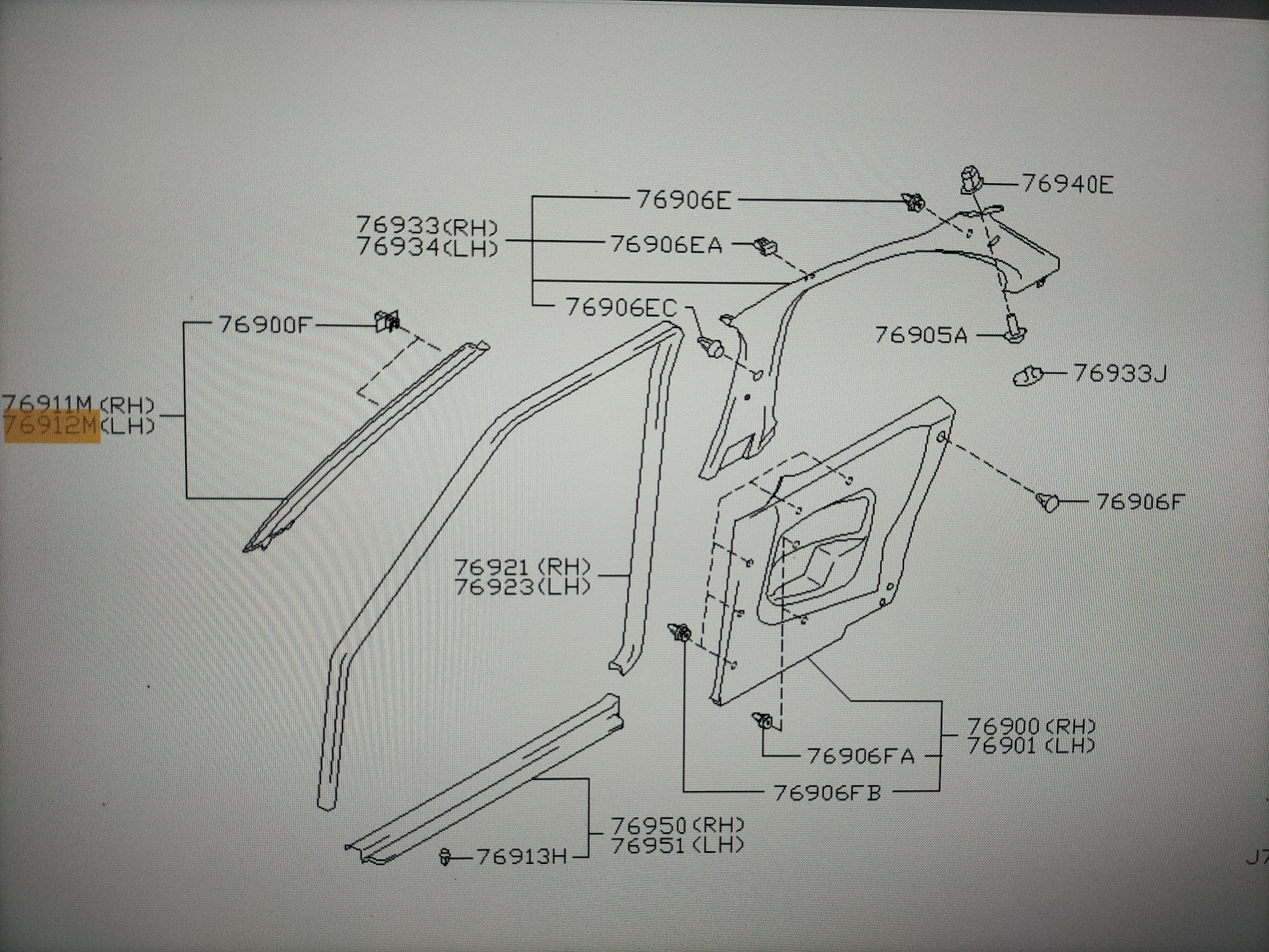 Garnish front pillar, right-hand Nissan Almera N15 76911-2N310 Used part.