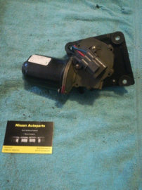 Ruitenwissermotor Nissan Primera P11/WP11 28810-2F900 Gebruikt.
