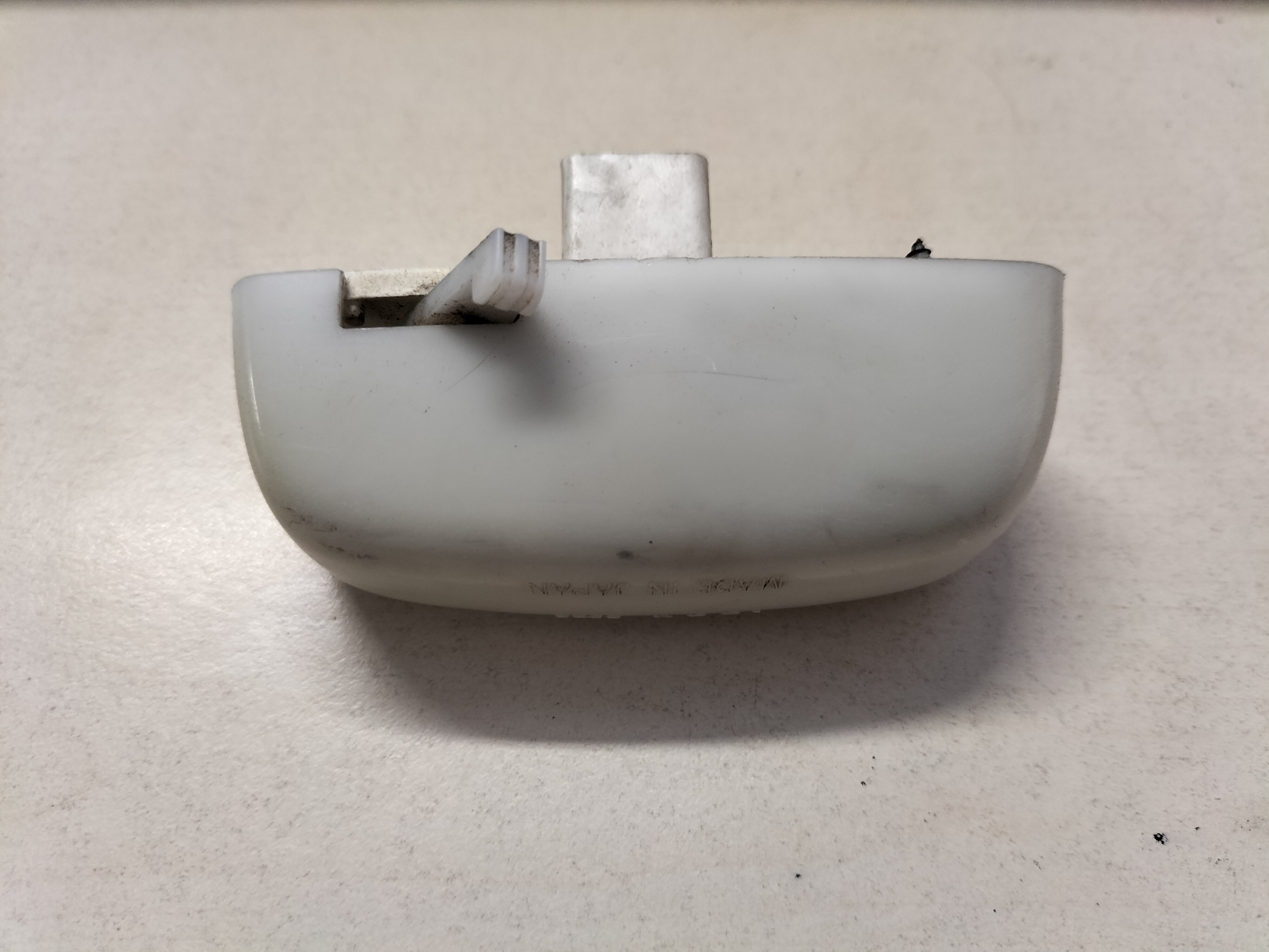 Assy-room lamp Datsun Cherry E10 26410-M0200 (IKI 9001) Used part.
