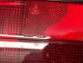 Achterlicht rechts Nissan Sunny N13 sedan B6550-65M10 Origineel.