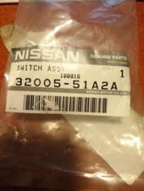Achteruitrijschakelaar Nissan 32005-51A2A K11/N15