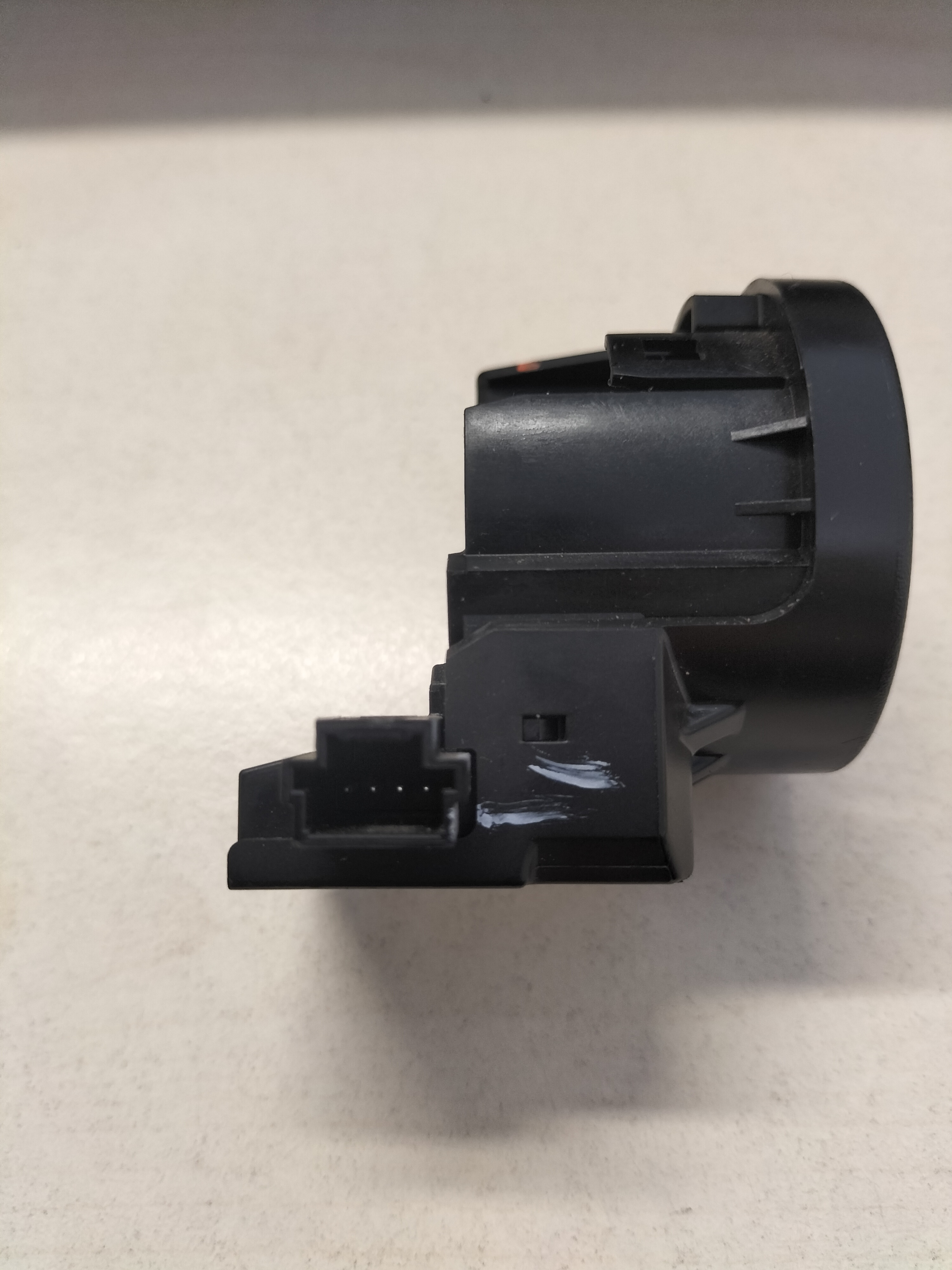 Antenna assy-immobilizer Nissan Micra K14 28591-00Q0A (VNVK1400159806293) Used part.