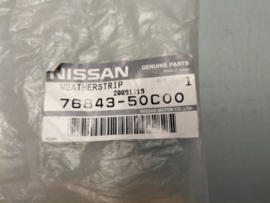 Afwaterrubber voorportier links Nissan Sunny N14 76843-50C00 Origineel.