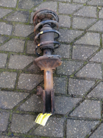 Veerpoot linksvoor Geel/Oranje/Roze GA16DE Nissan Almera N15 54010-0M003 + 54303-0N525 Gebruikt (54303-0N500)