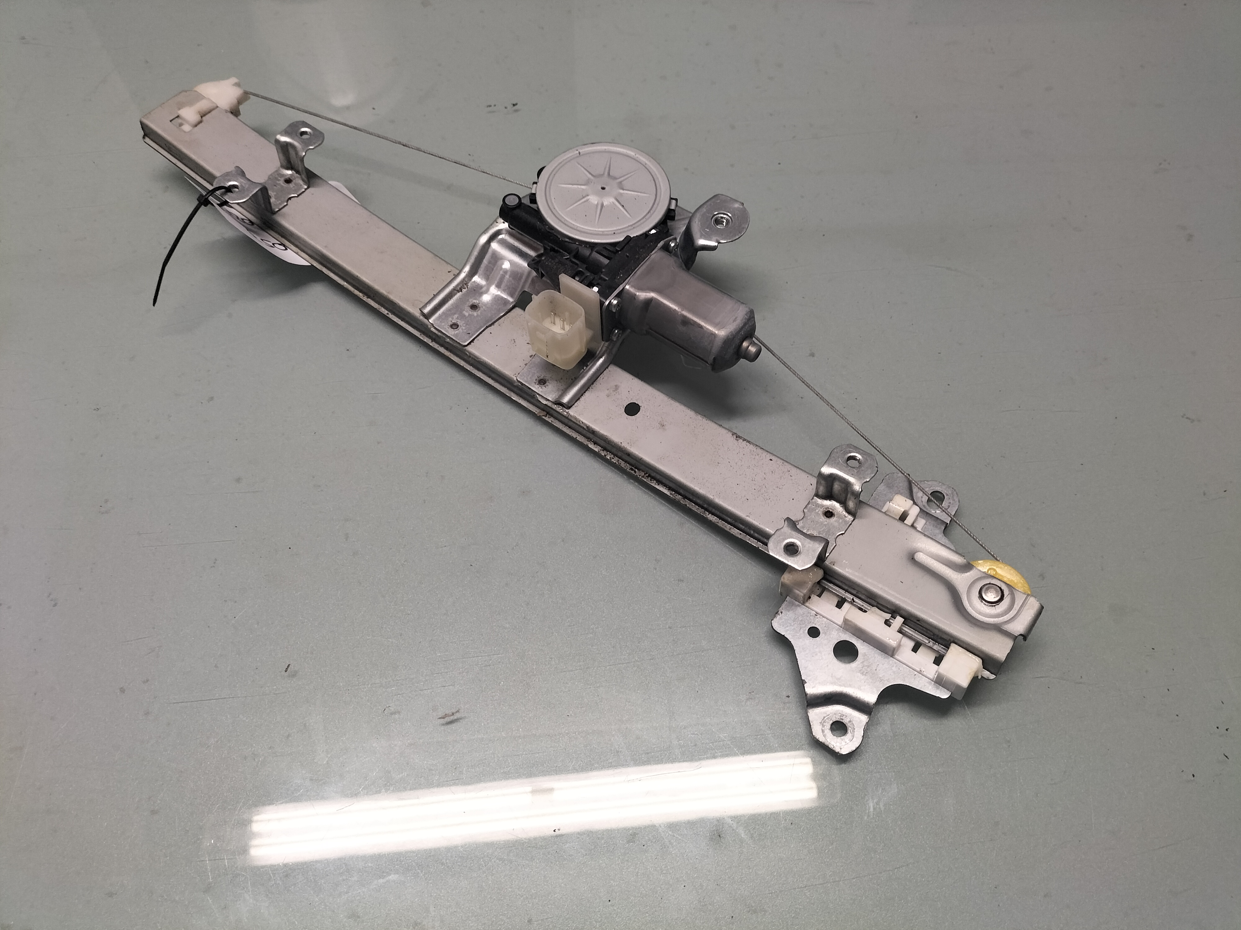 Raam mechanisme Nissan Micra K14 80720-5FA0A Gebruikt