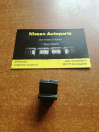 Hoedenplankklem Nissan 79915-M8201